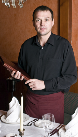 Restaurant Waiter